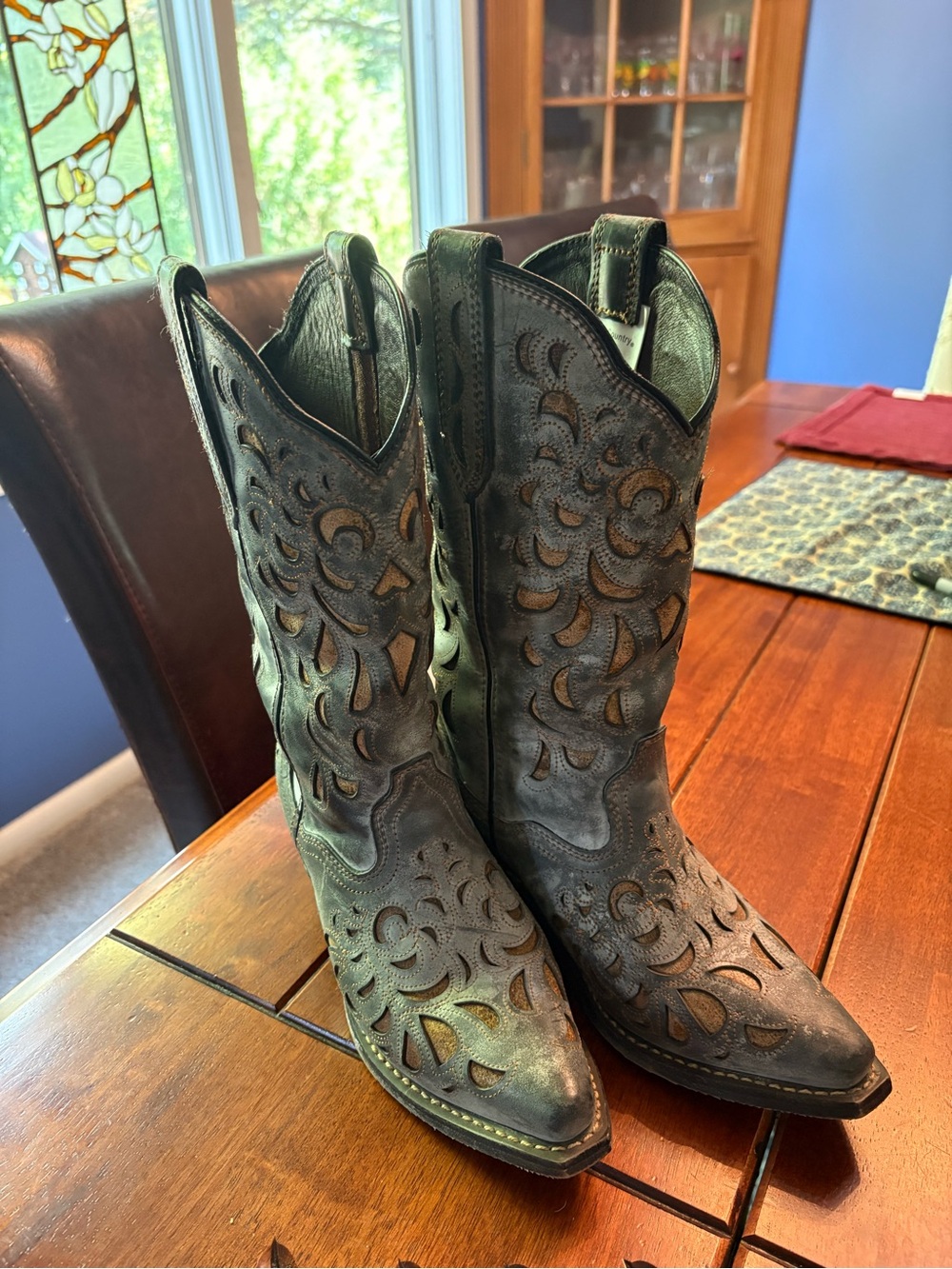 Women's Gray Cutout Western Heeled Boots - Stylish Booties